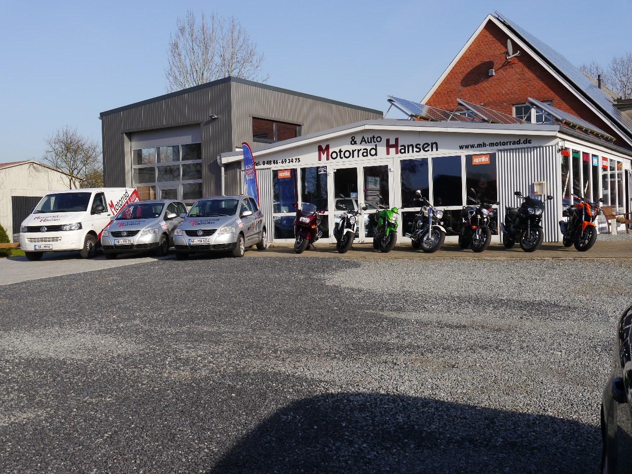 Gebäude von außen - Motorrad Hansen KFZ Meisterbetrieb Horstedt